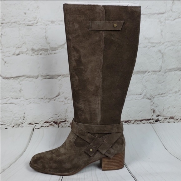 🛑 UGG Bandara Tall Suede Boot, Size 7 - Picture 1 of 8